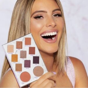 TARTE x Lele Pons Eye & Cheek Palette NEW